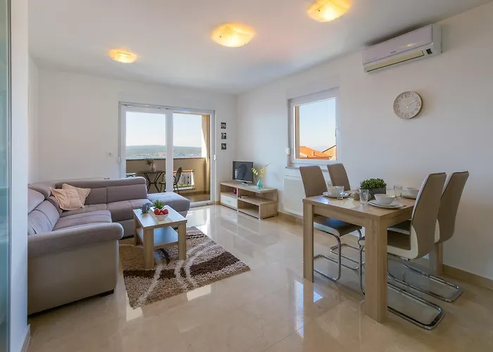 Apartments Livaja