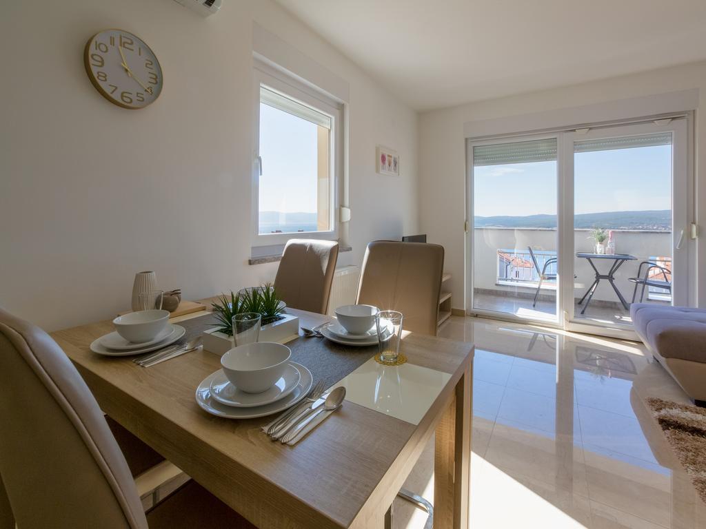 Apartment Livaja *